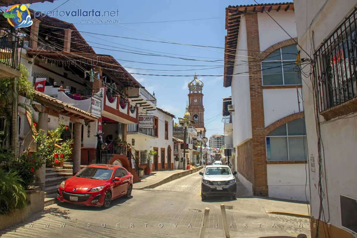 Downtown Puerto Vallarta (Corner of Mina & Hidalgo streets)