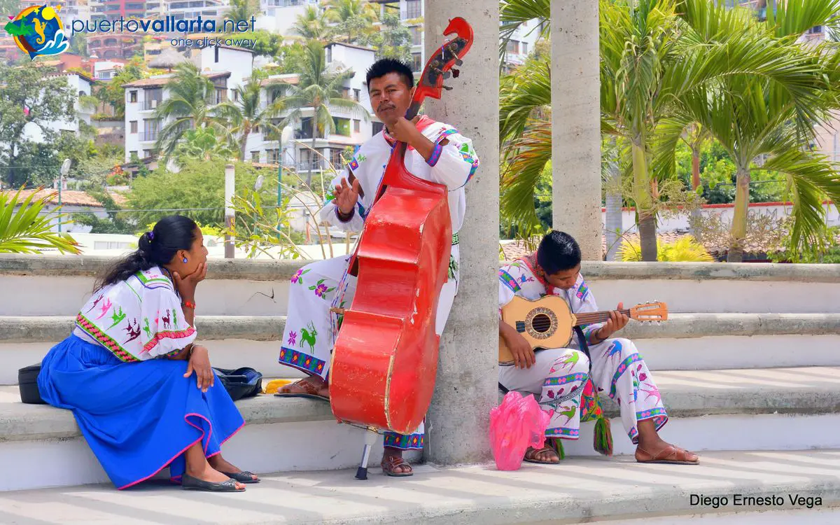 Huicholes or Wixárika Original Mexican cultures