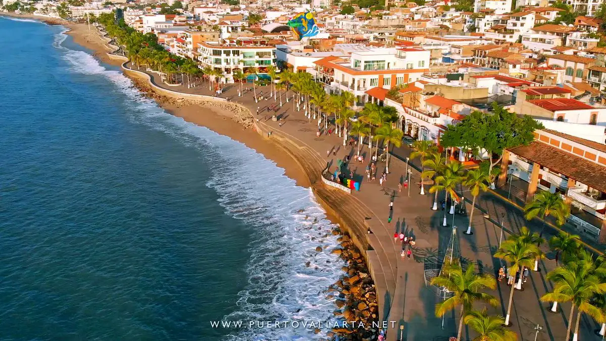 Puerto Vallarta Malecon/Boardwalk, early morning shot