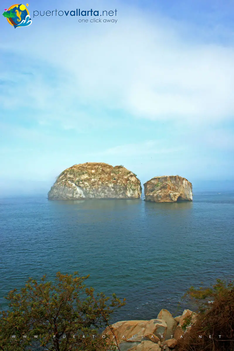 Los Arcos on the way to Mismaloya