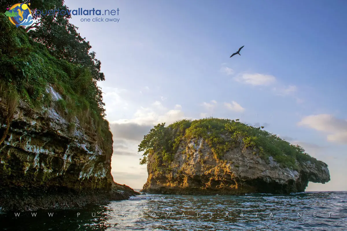 Los Arcos de Mismaloya, Roca de la Tortuga (Turtle Rock), Puerto Vallarta