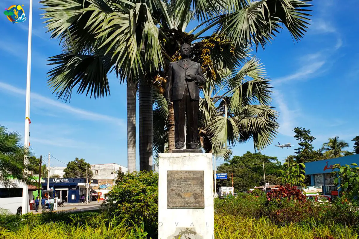 Francisco Medina Ascencio by Rubén Orozco Loza (2013)