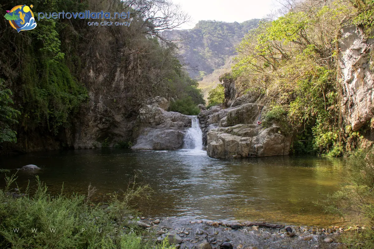 Ejido El Jorullo Nature, Canopy River - El Salto Waterfall