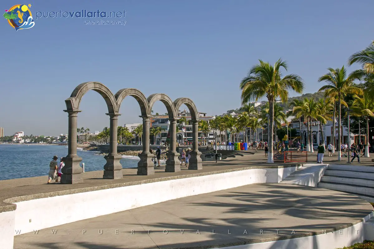 The Malecon Arches (Los Arcos del Malecón), Malecon Downtown Puerto Vallarta looking north