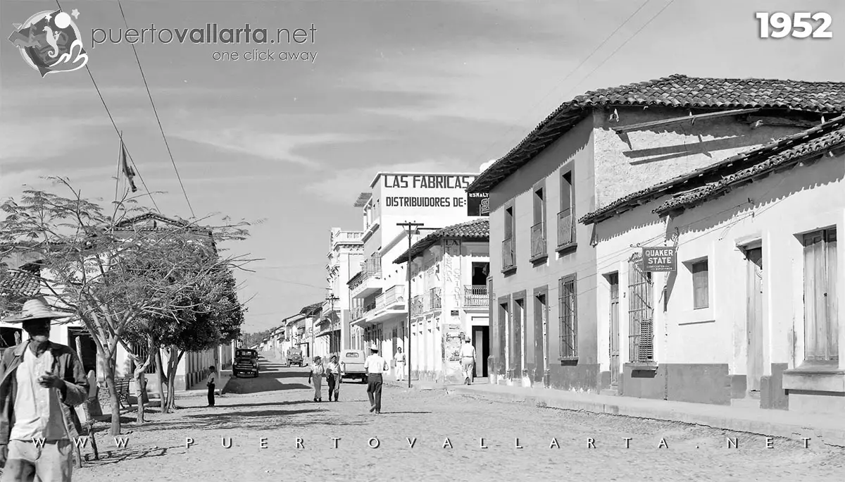 Juarez Avenue and Main Square Puerto Vallarta