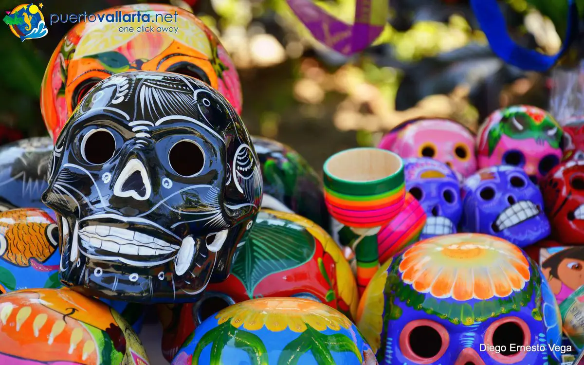 Souvenirs and handicrafts, Cuale River Island, downtown Puerto Vallarta