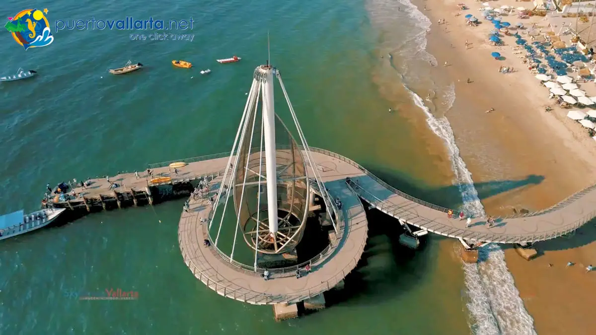 Mirador y Muelle de Playa de Los Muertos, Puerto Vallarta México