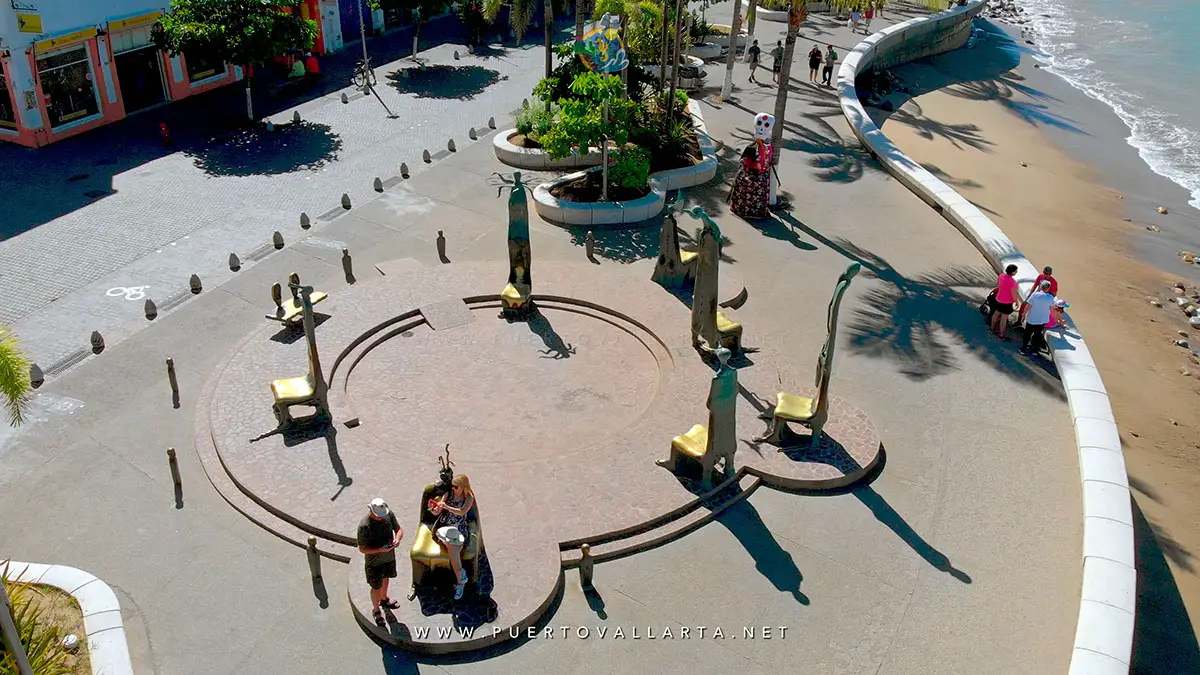 La Rotonda del Mar, Alejandro Colunga - Puerto Vallarta Malecon