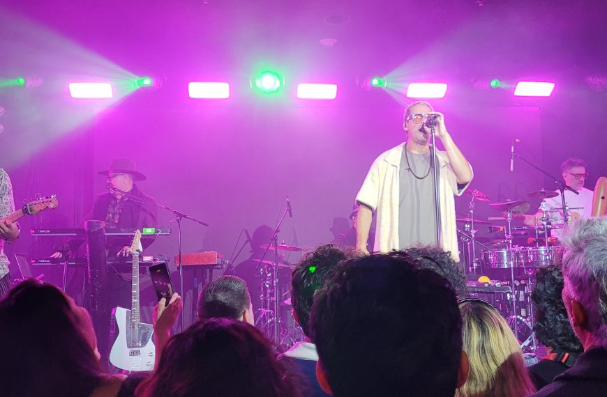 Los Amigos Invisibles