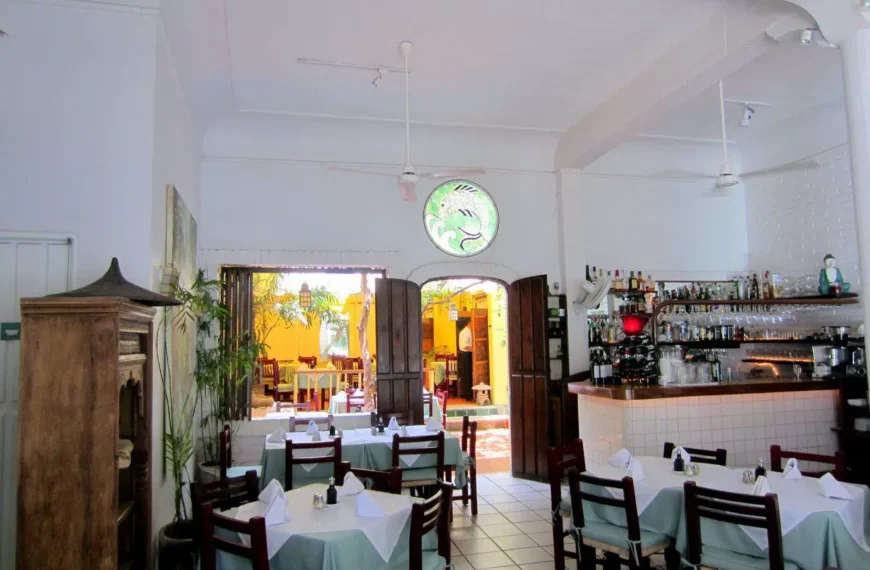Archie Alpenia, Archie’s Wok And Puerto Vallarta