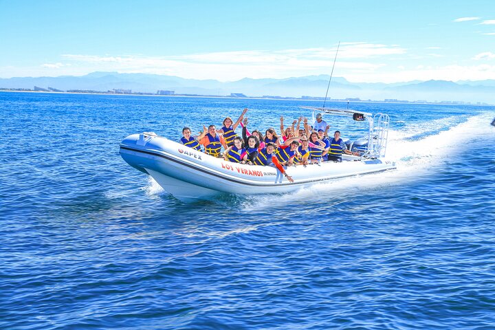 Canopy Los Veranos Speedboat Ride