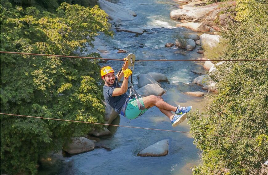 Canopy Los Veranos Land Ride