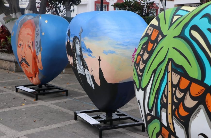 Local Artists Celebrate Vallarta’s Identity “From the Heart”