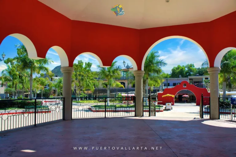Lo De Marcos un pequeño pueblo tradicional y playa en Nayarit