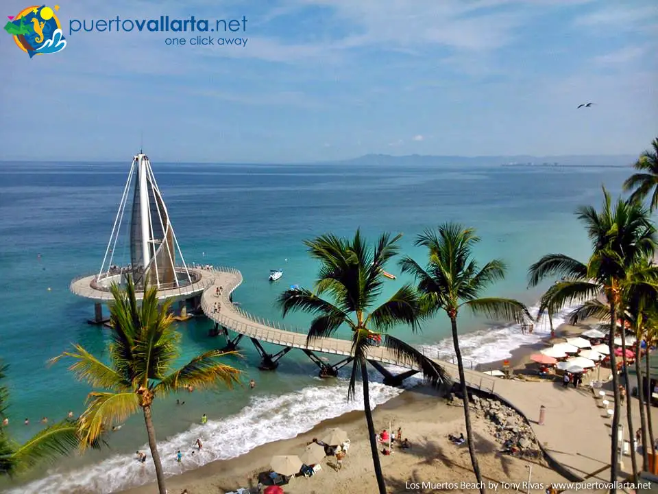 The pier at Playa Los Muertos