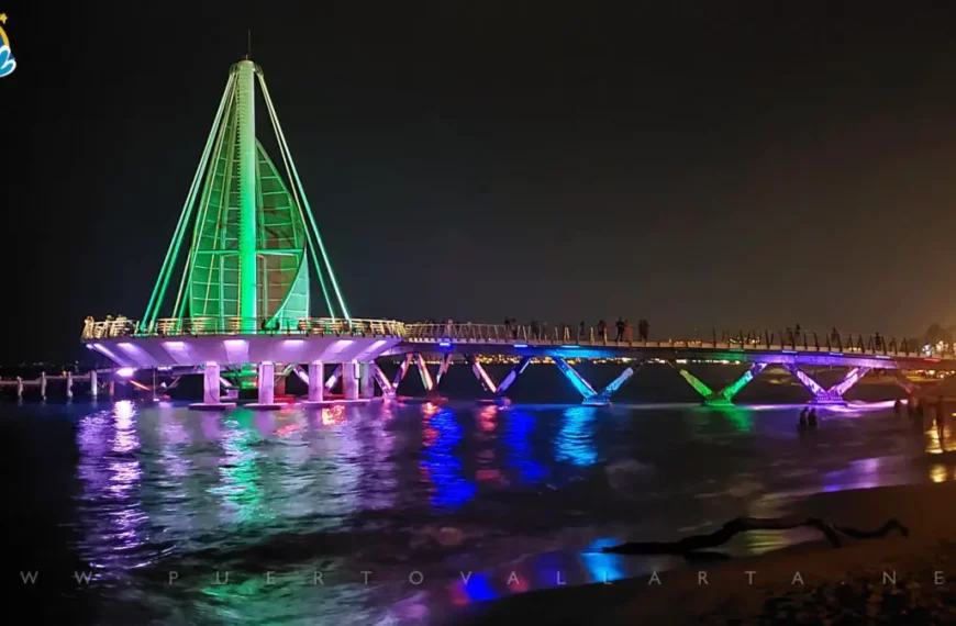 Puerto Vallarta Live Webcam & Beach Stream