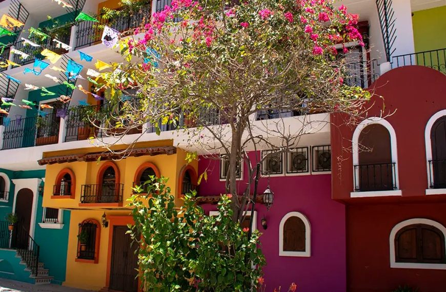 Colorful clean street scene in Puerto Vallarta’s Zona Romántica for Vallarta Limpio clean-city pilot